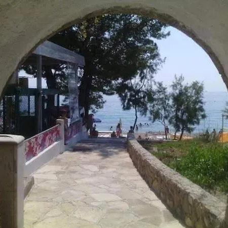 Apartment Lalic - Two Bedroom Ground Floor Close To The Beach Tucepi