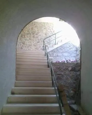 Apartment Lalic - Two Bedroom Ground Floor Close To The Beach