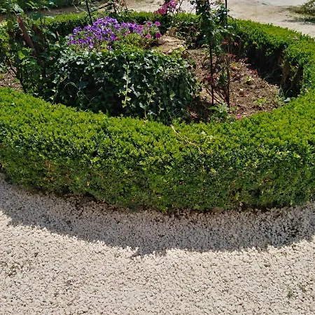 Lalic - Two Bedroom Ground Floor Close To The Beach