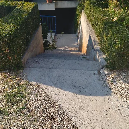 Lalic - Two Bedroom Ground Floor Close To The Beach * Tucepi