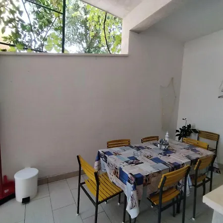 Apartment Lalic - Two Bedroom Ground Floor Close To The Beach Tucepi